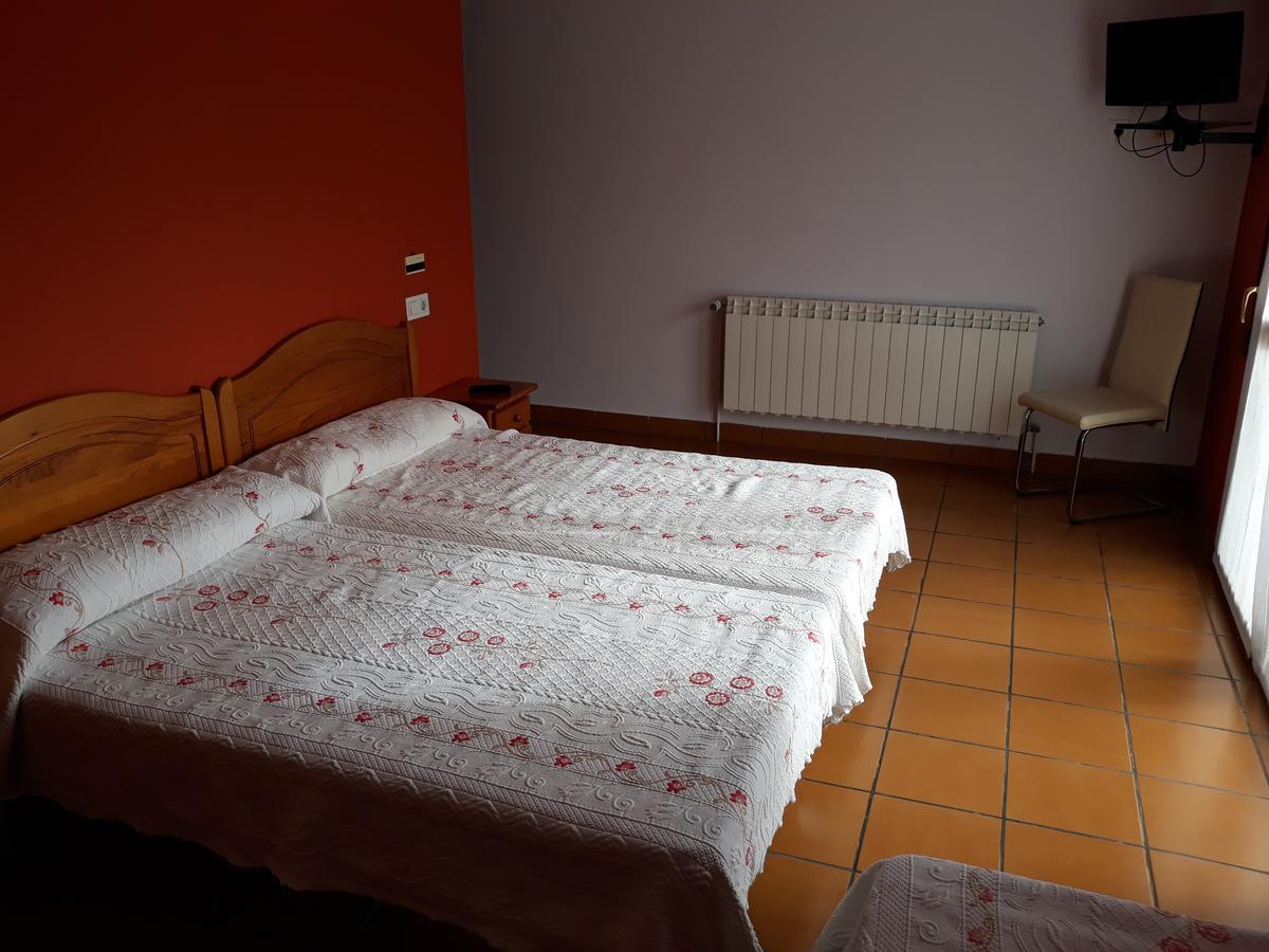 Hostal Ardoi Zizur Mayor Exteriér fotografie