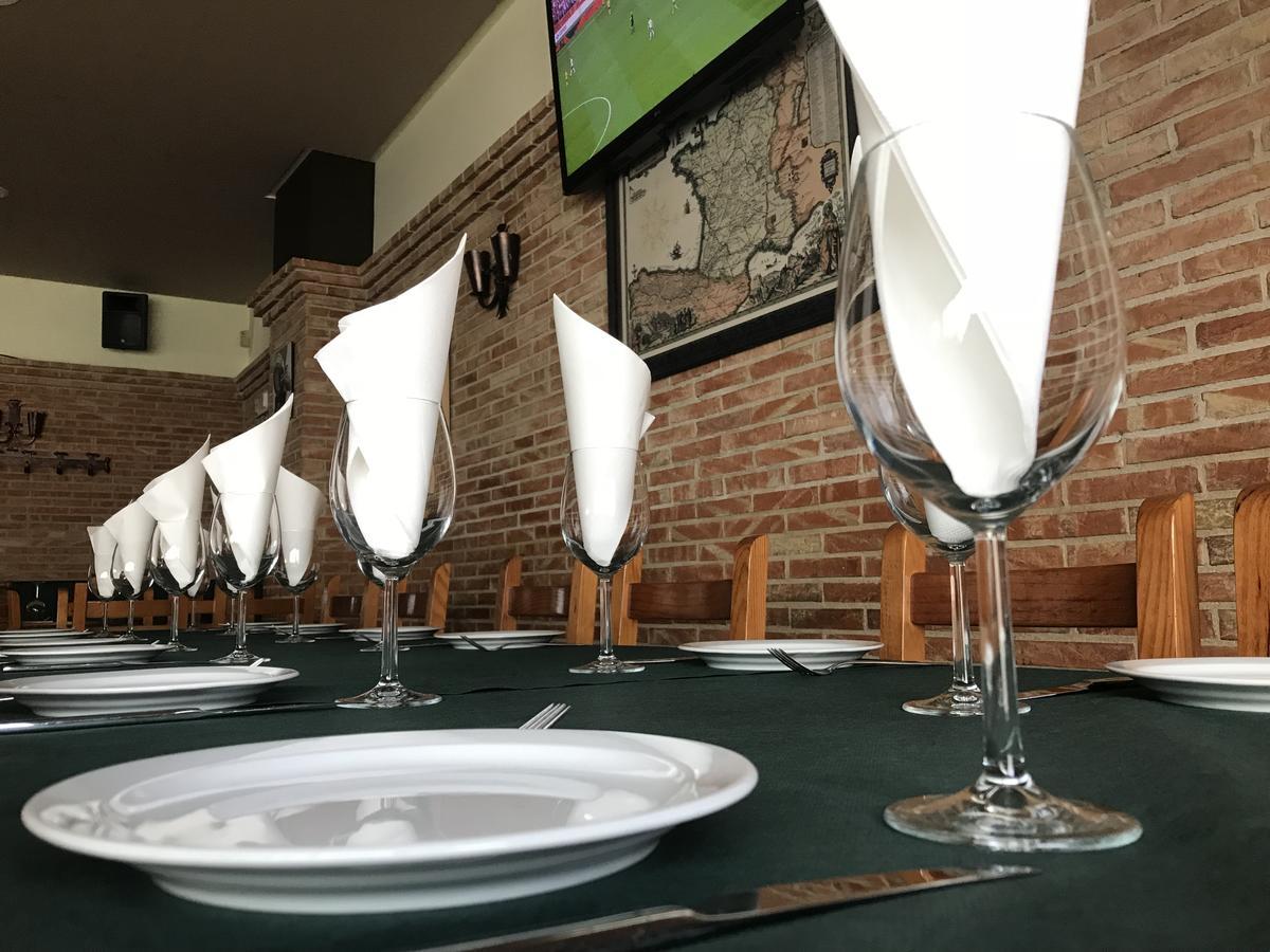 Hostal Ardoi Zizur Mayor Exteriér fotografie