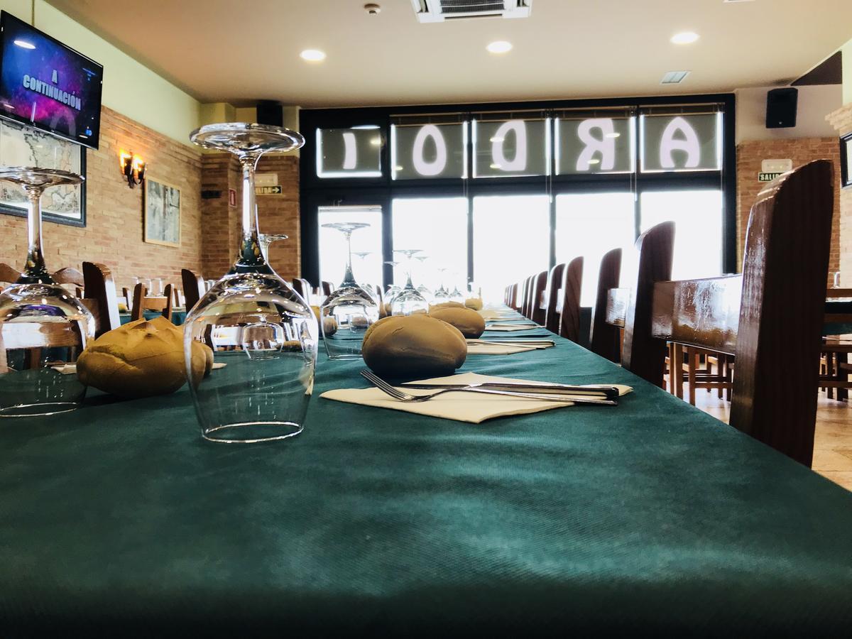 Hostal Ardoi Zizur Mayor Exteriér fotografie